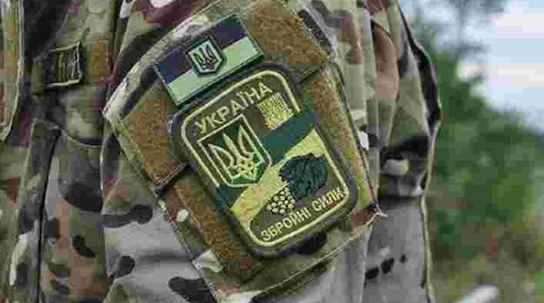 Матір трьох військовослужбовців з Мамаївців дякує землякам за підтримку