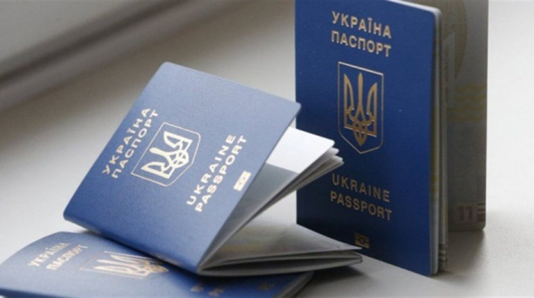 Як внутрішньо переміщеним особам відновити втрачені документи на Дрогобиччині