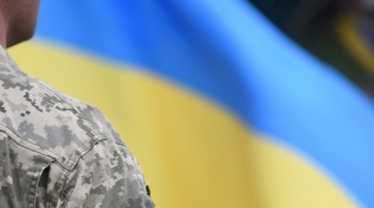 Перелазять через огорожі та погрожують: агресивна мобілізація чи російське ІПСО?