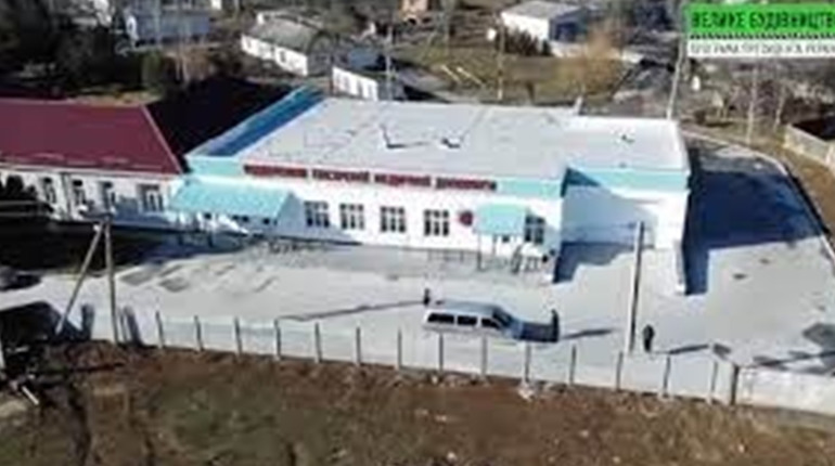 Мер Скадовська спростував інформацію про розкрадання медобладнання центральної лікарні