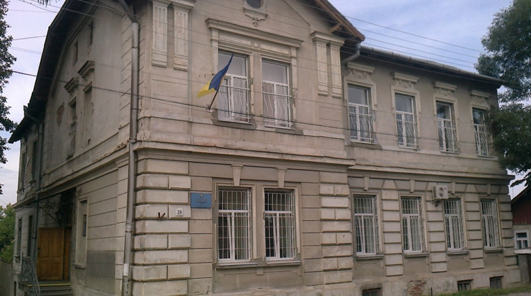 Штраф за 100 євро: у Дрогобичі винесли вирок чоловіку, який намагався дати хабар поліцейському