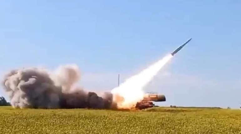 Над Одещиною сили ППО збили 13 крилатих ракет та 4 дрони-камікадзе. ВІДЕО
