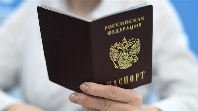Жителям Залізного Порту окупанти обіцяють винагороду за отримання паспорта рф