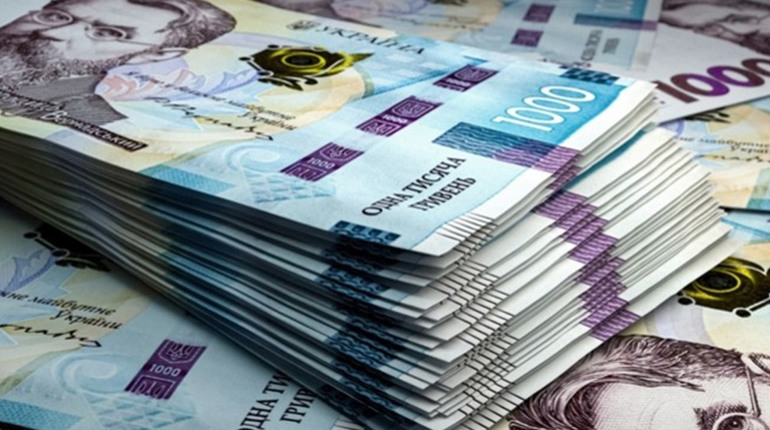 У Лозовій реєструватимуть переселенців на отримання фінансової допомоги. Кому видадуть 6660 грн