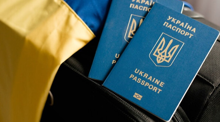 Військові можуть перевіряти документи у цивільних осіб. У кого є таке право?