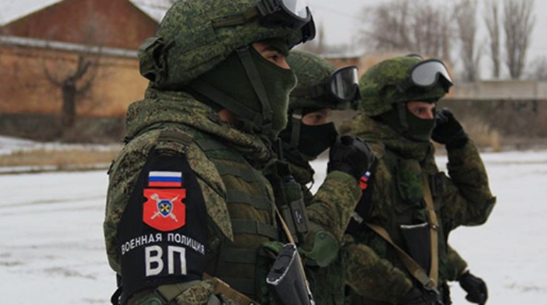 У Старобільську з'явилися воєнізовані патрулі окупантів. Перевіряють цивільні і військові машини