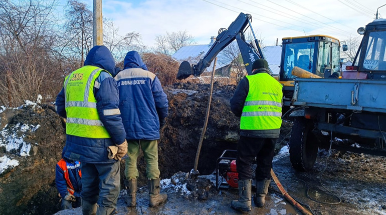 У Лозовій просять містян терміново сплатити за водопостачання. Як це зробити, не виходячи з дому