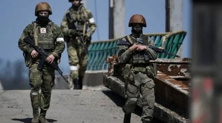 У Генічеському районі будинки місцевих окупанти перетворюють на казарми