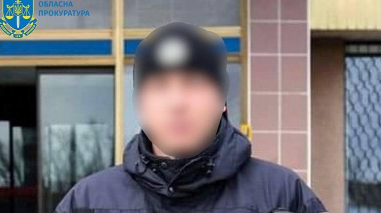 На Херсонщині "поліцейський" передавав вірних Україні містян російським спецслужбам