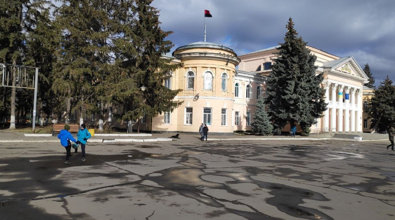 У Первомайську планують виділити кошти на проєкт реконструкції центральної площі