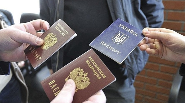 На лівобережжі Херсонщини погрожують виселенням усім, хто не отримає паспорт РФ – Генштаб