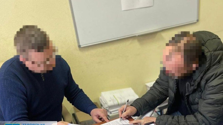 Посадовцям із Запоріжжя, які привласнили 800 тисяч гривень бюджетних коштів повідомили про підозру