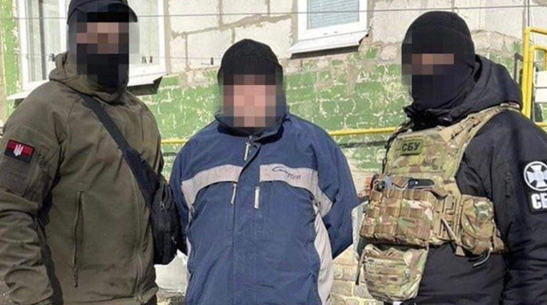 Допомагав окупантам фабрикувати справи проти патріотів: на Харківщині затримали колаборанта