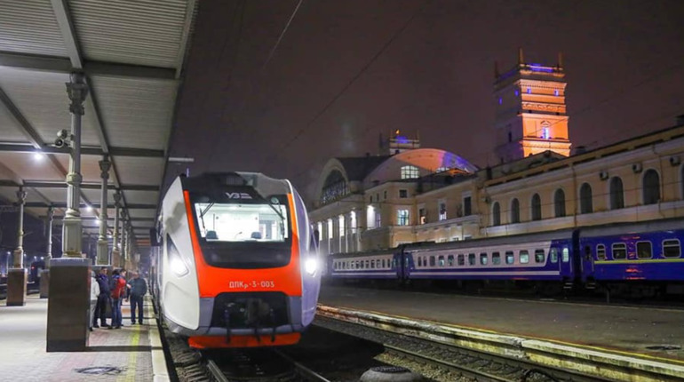 Укрзалізниця відновлює курсування «Слобожанського експреса» Харків-Суми-Конотоп. Розклад руху