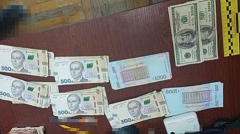 На Одещині переселенець вкрав 100 тис. грн у родини, яка його прихистила