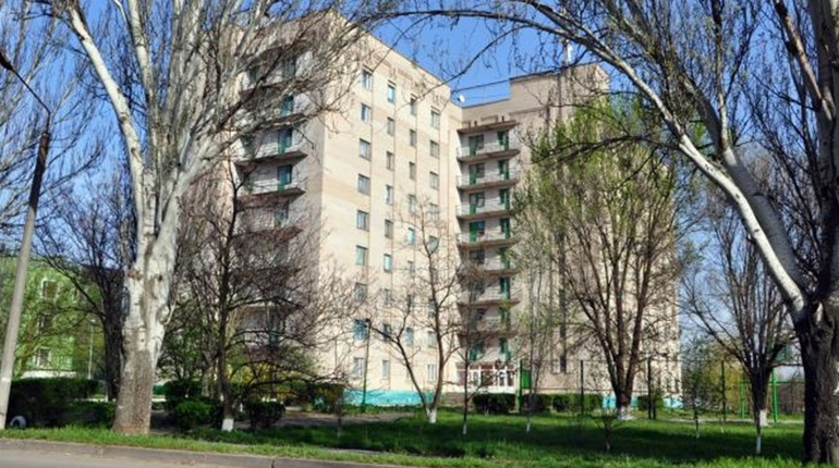 Гастролерів з росії, що працюють на окупаційну владу Мелітополя, селять у студентські гуртожитки