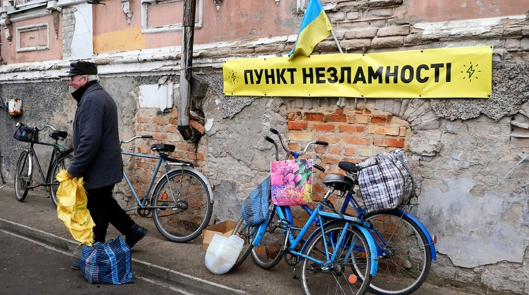 Один з пунктів незламності в Оріхові обладнали душовими кабінами