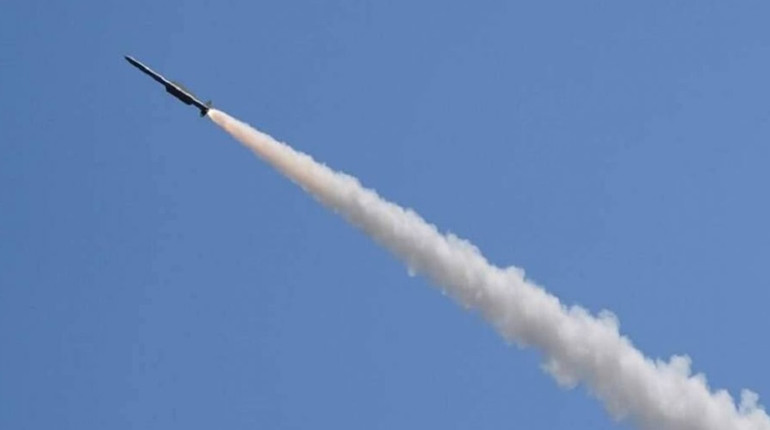 На Тернопільщині впали уламки ракети, пошкоджено п'ять будівель: що відомо