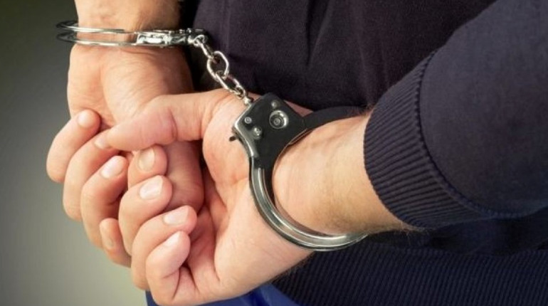 Під час окупації міста пішли на співпрацю з ворогом: двом херсонцям заочно повідомлено про підозру