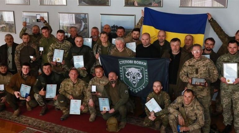 Нагородами відзначили бійців групи “Степові вовки”, що стоять на передовій Запоріжчини