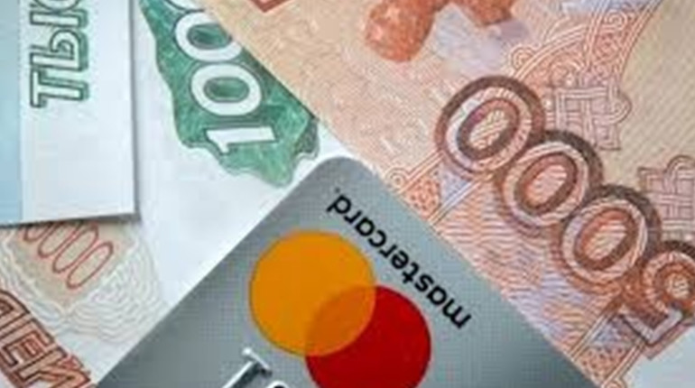 Окупаційна влада Мелітополя погрозами намагалась зупинити мітинг щодо невиплати зарплат