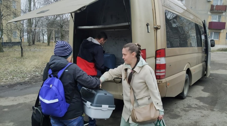 Евакуація з Торецька до Дніпра та Черкащини 24 березня. Запис на евакуаційний автобус