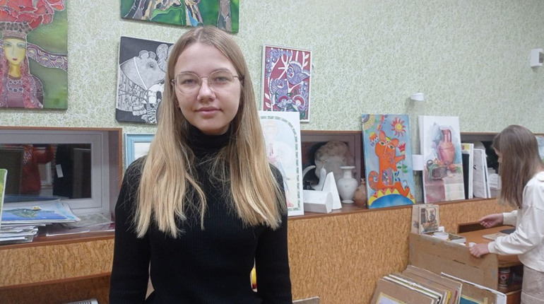 Ліза Павлова із Миколаєва: «Захопилася малюванням, коли побачила картини у Первомайському музеї»
