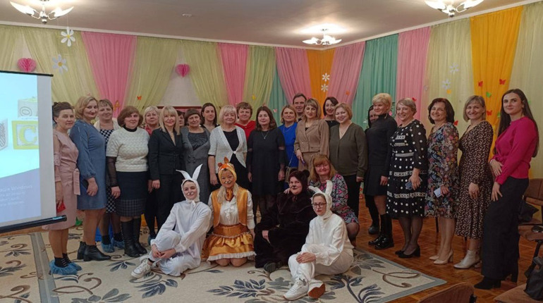 У Вараші зустрічали сусідів з Дубровиччини – це «Дошкільний десант»