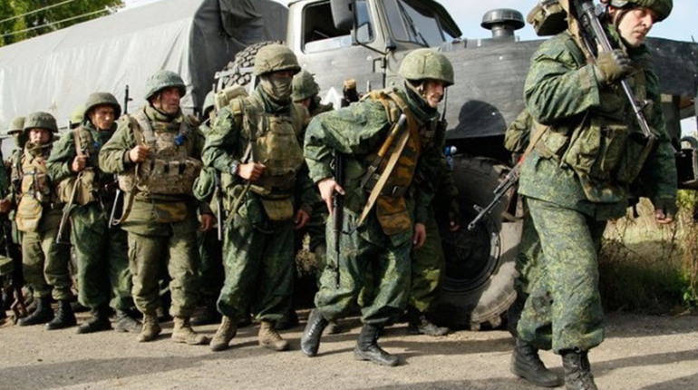 Ситуація на окупованій Херсонщині: нові кримські найманці та військові рф в українській формі