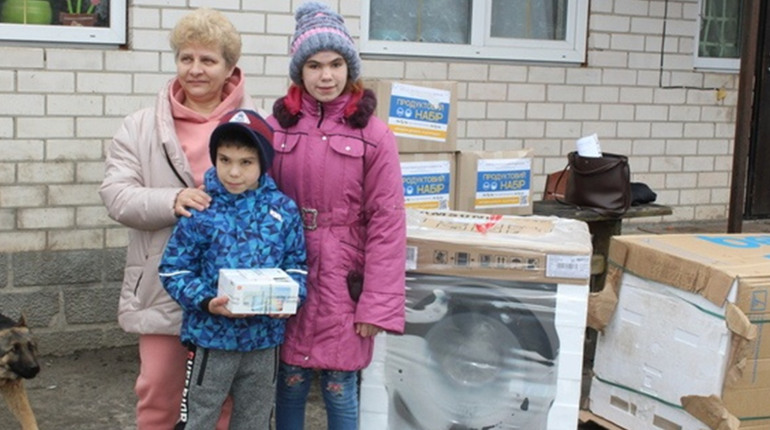 Дитбудинок сімейного типу в Мені вдруге отримав допомогу від дружини президента