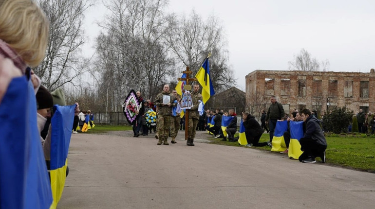 У Конотопі попрощались з українським військовим