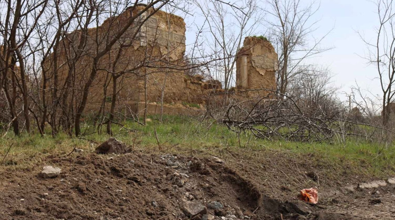 Армія окупанта тричі за добу обстріляла Нікопольський район: поліція фіксує наслідки