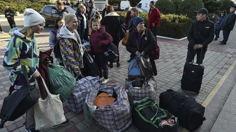 На окупованому лівобережжі Херсону лишилось жити 300 тисяч, половина з яких пенсіонери