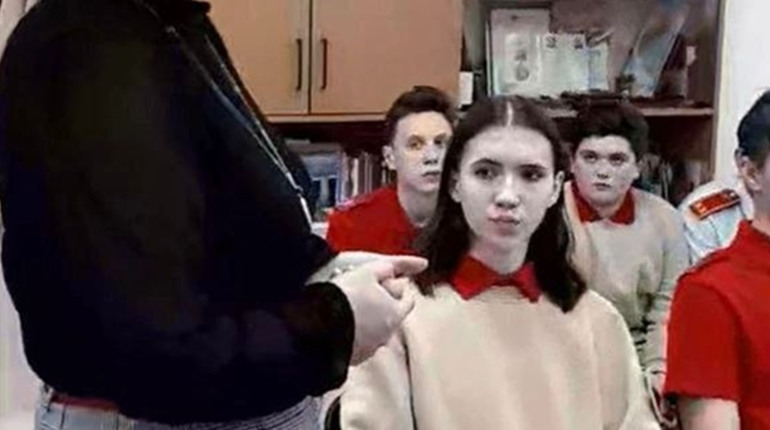 На захопленій Херсонщині окупанти хочуть відкрити більше шкіл, але кадрів не вистачає