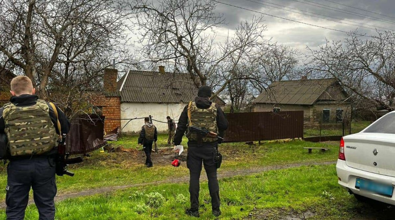 Правоохоронці розповіли про наслідки обстрілів Нікопольщини 8 квітня