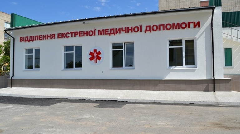 Каховщина: в лікарню — по російському паспорту