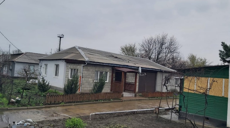 В Курахівській громаді 9 квітня обстріляли кооператив, автозаправку, житлові будинки. Чи є поранені