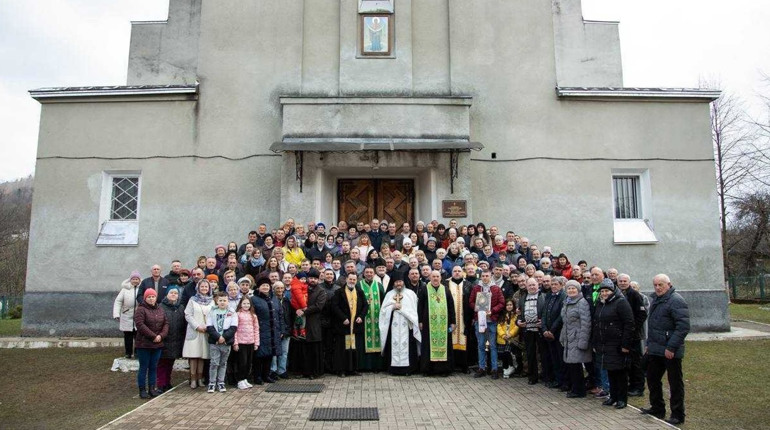 Богослужіння відбуваються по черзі: у Бориславі громада парафії МП не поспішає переходити до ПЦУ