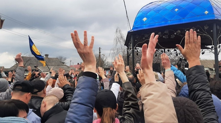 Микола Мельничук:наша громада зробила вибір на користь української церкви, я підтримую таке рішення
