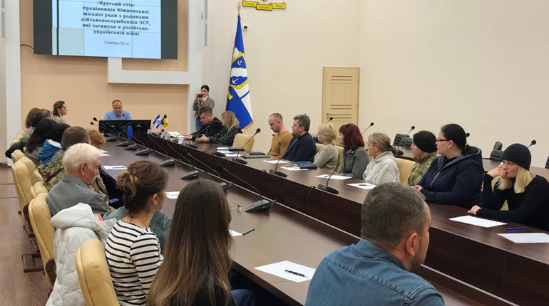 Загиблим військовим з Южненської громади встановлюватимуть пам’ятники та меморіальні дошки