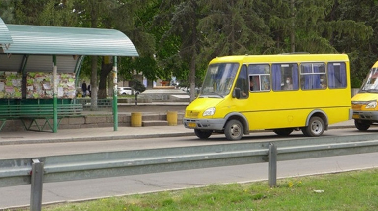 Роботу громадського транспорту у Первомайську підлаштують до Великодня та поминальних днів