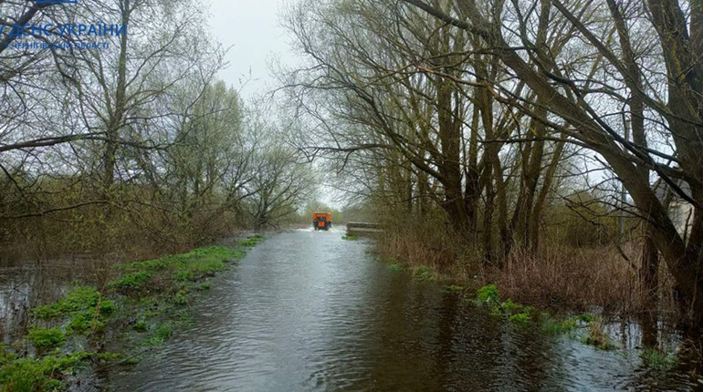 На Чернігівщині весняне водопілля розмило дороги до 29 населених пунктів