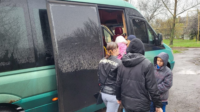Мешканці Торецької громади 18 квітня можуть евакуюватися до Житомирщини. Контакти для запису
