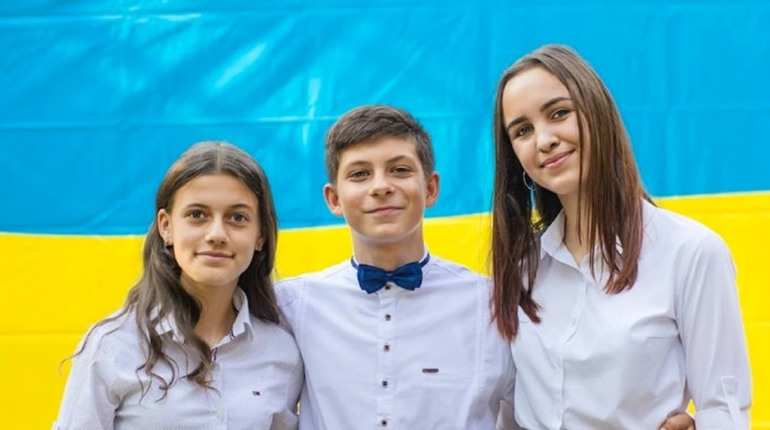 "Шлях до змін". Калуських підлітків запрошують на безкоштовний тренінг