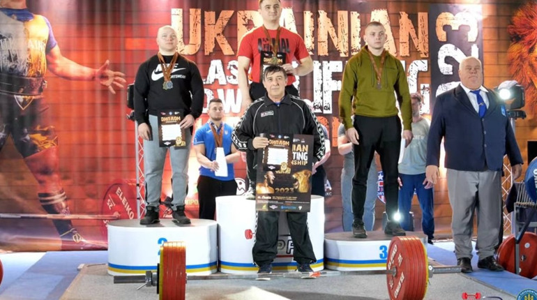 Переяславець Володимир Гетьман став срібним призером чемпіонату України з пауерліфтингу