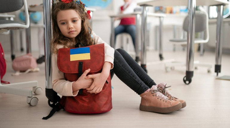 Учням, які одночасно навчаються за кордоном і в українських школах, хочуть спростити навчання — МОН