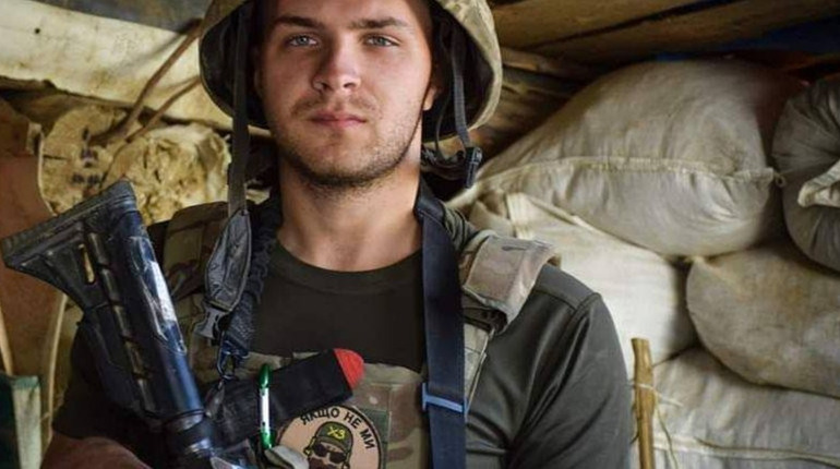 Конотопчани закликають підтримати петицію щодо присвоєння земляку звання Героя України
