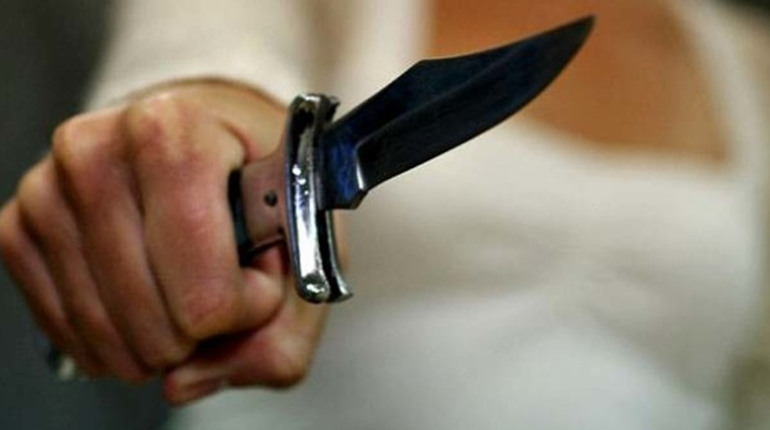 Херсонку судитимуть за вбивство: під час сварки жінка ножем завдала смертельного удару співмешканцю