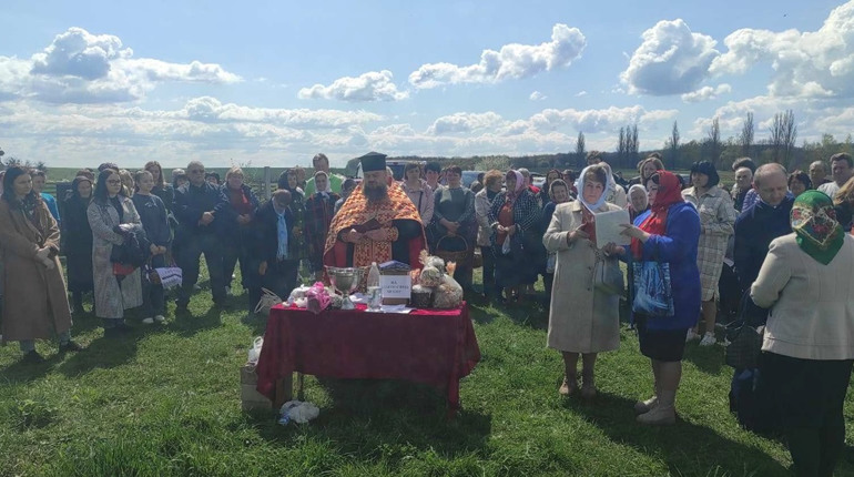 Релігійна громада села Сковородки ухвалила рішення перейти до Православної Церкви України