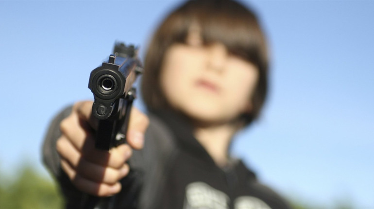 В Одесі підліток прийшов у коледж з пістолетом: дирекція викликала поліцію